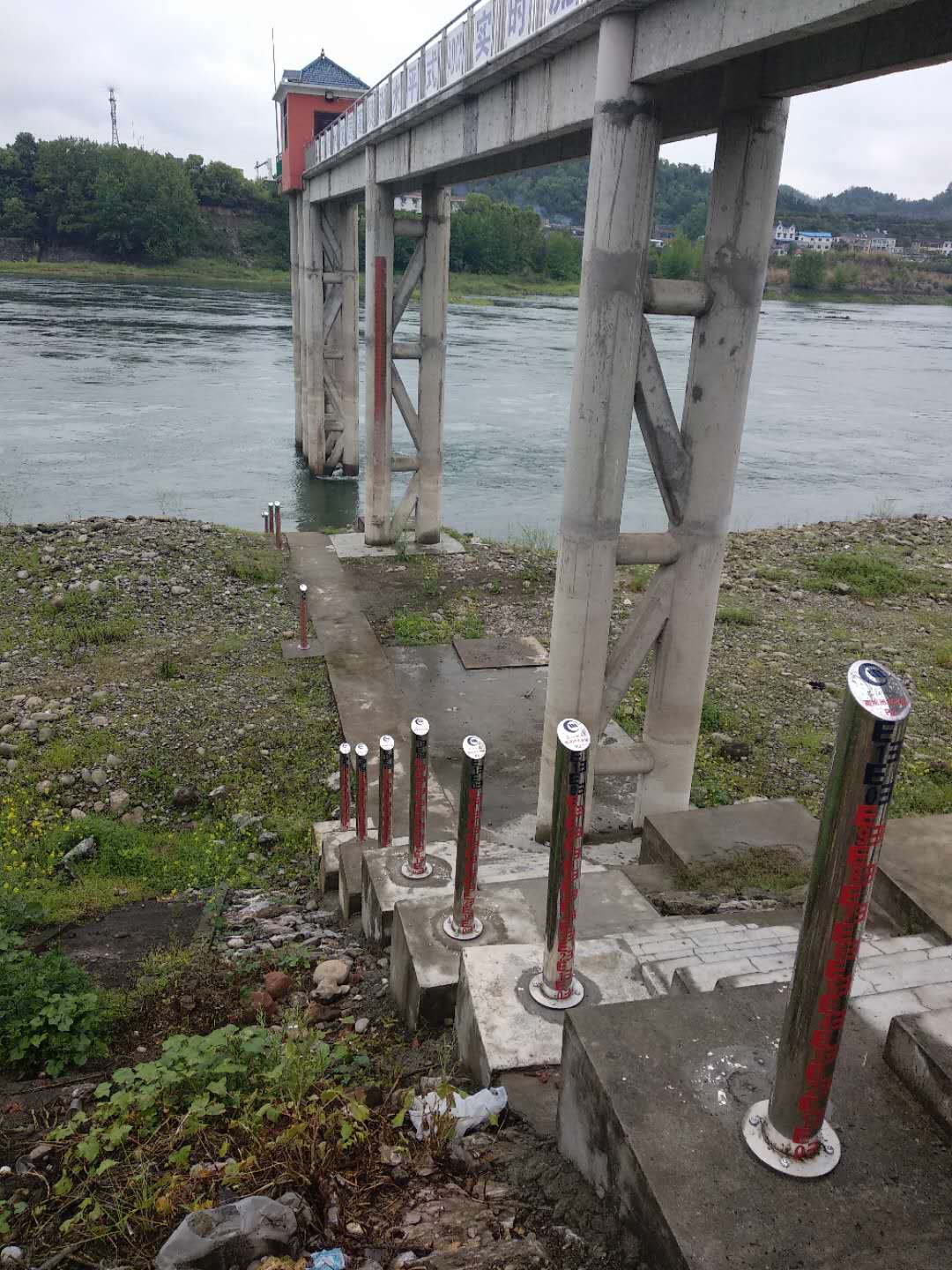定制各種水尺，不銹鋼圓柱水尺